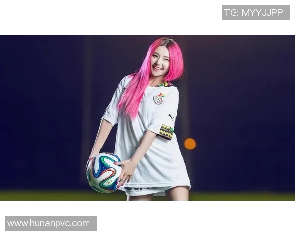 国外足球明星夏日泳衣风采大赏引领时尚潮流与运动魅力的完美结合